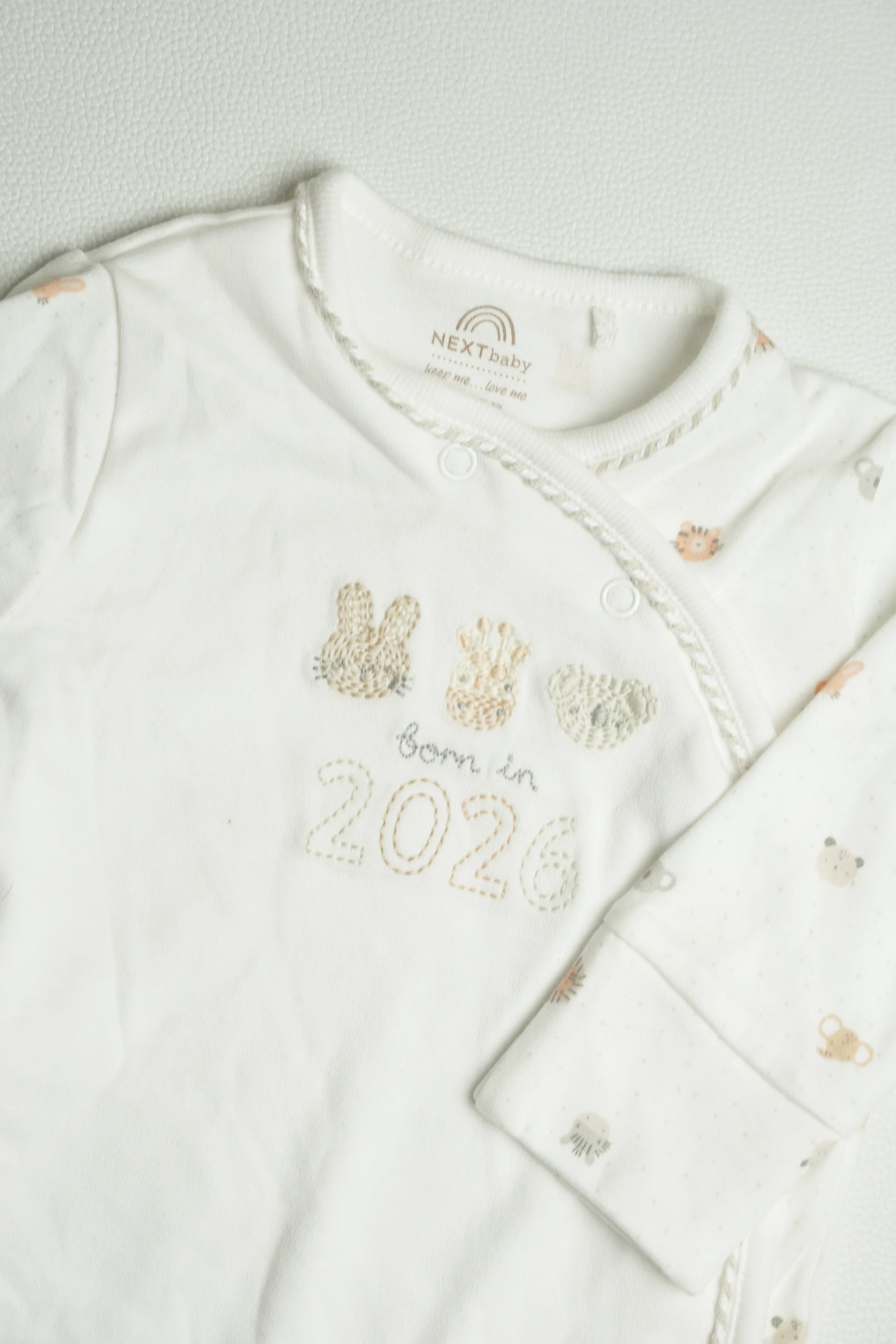 Born 2026 White | Jumpsuit | A000028
