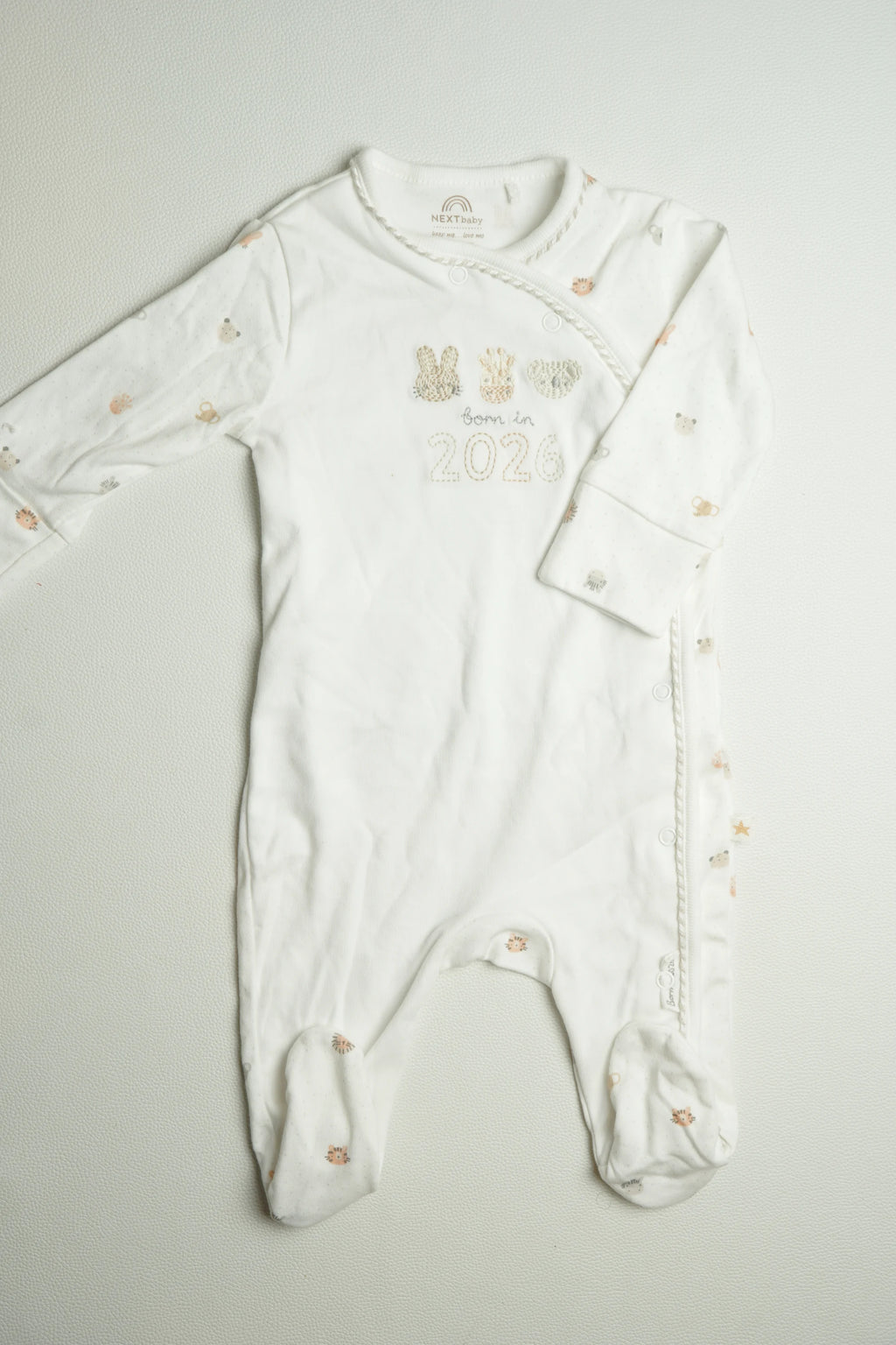 Born 2026 White | Jumpsuit | A000028