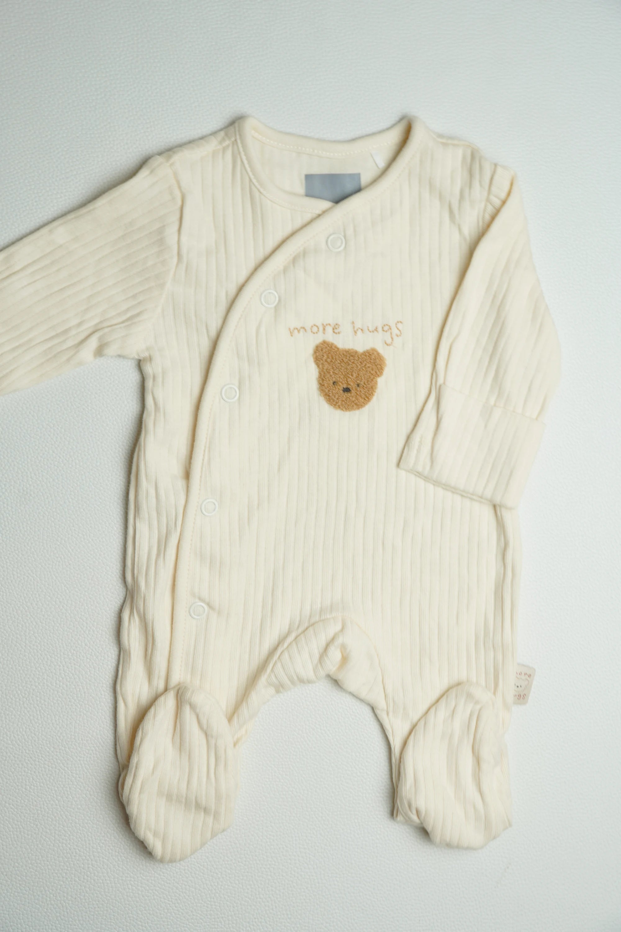 Beige More Hugs | Jumpsuit | A000045