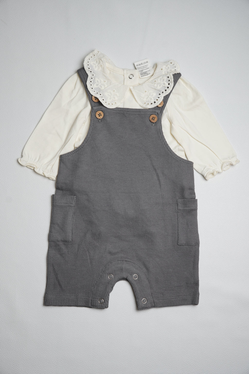 Dungaree Grey frill hakoba collar