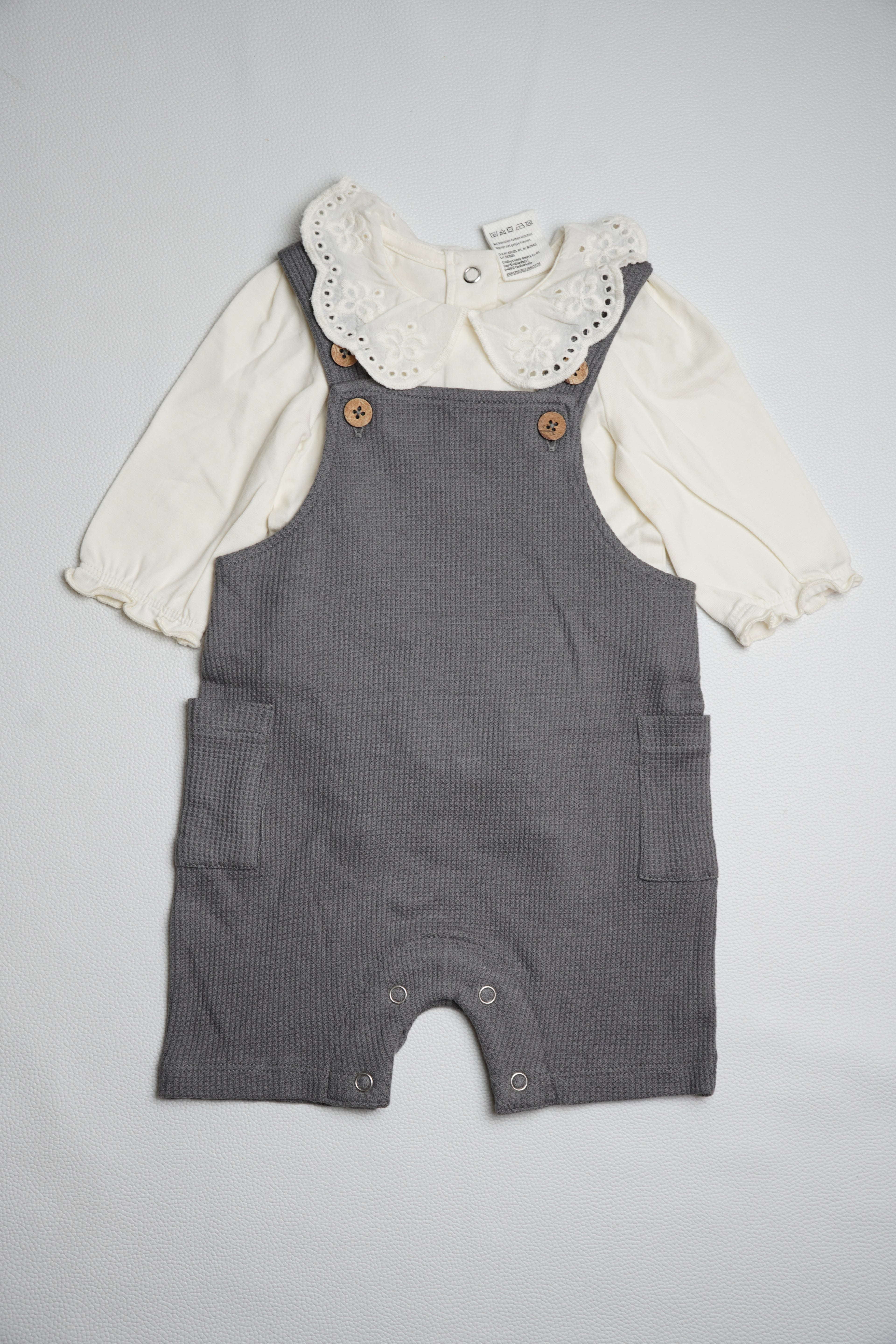 Dungaree Grey frill hakoba collar