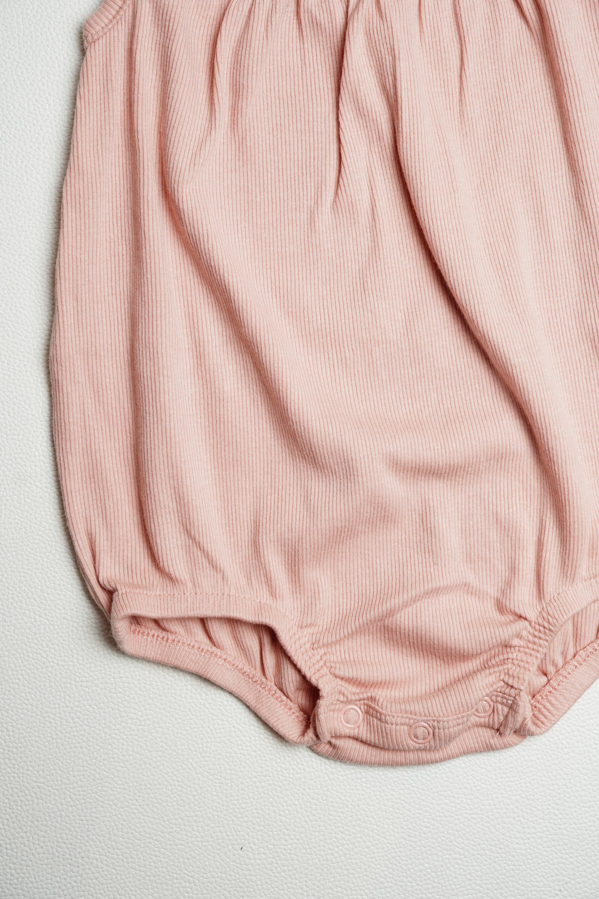 PEACH RIBBED | ONESIE