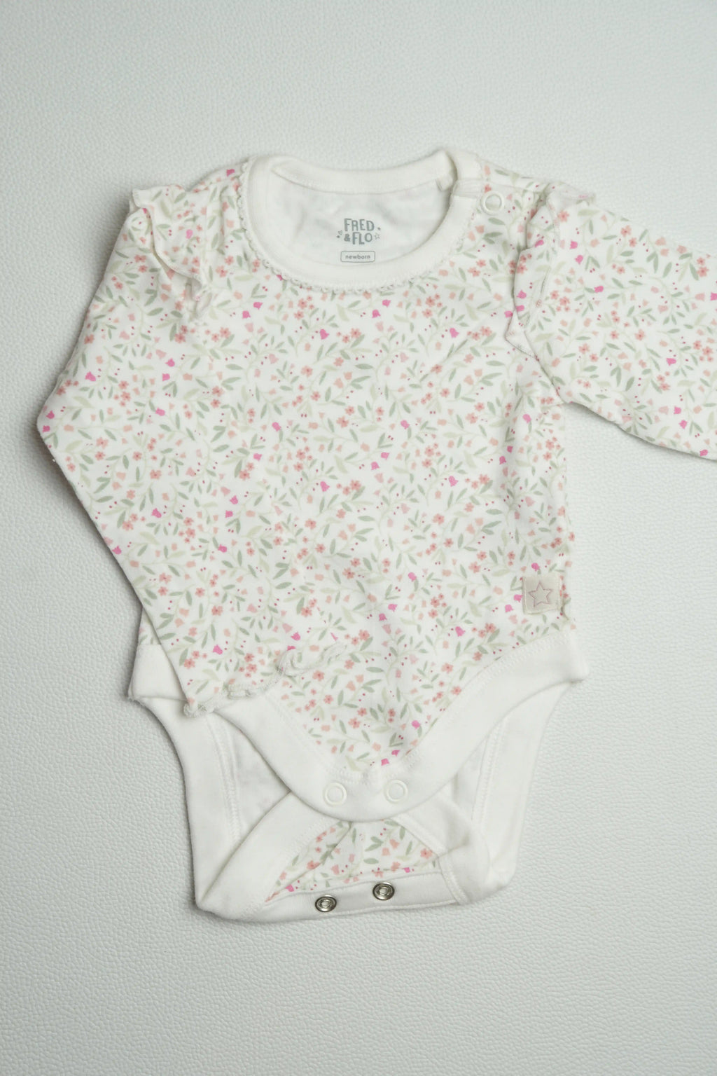 White Floral | Full sleeve Onesie