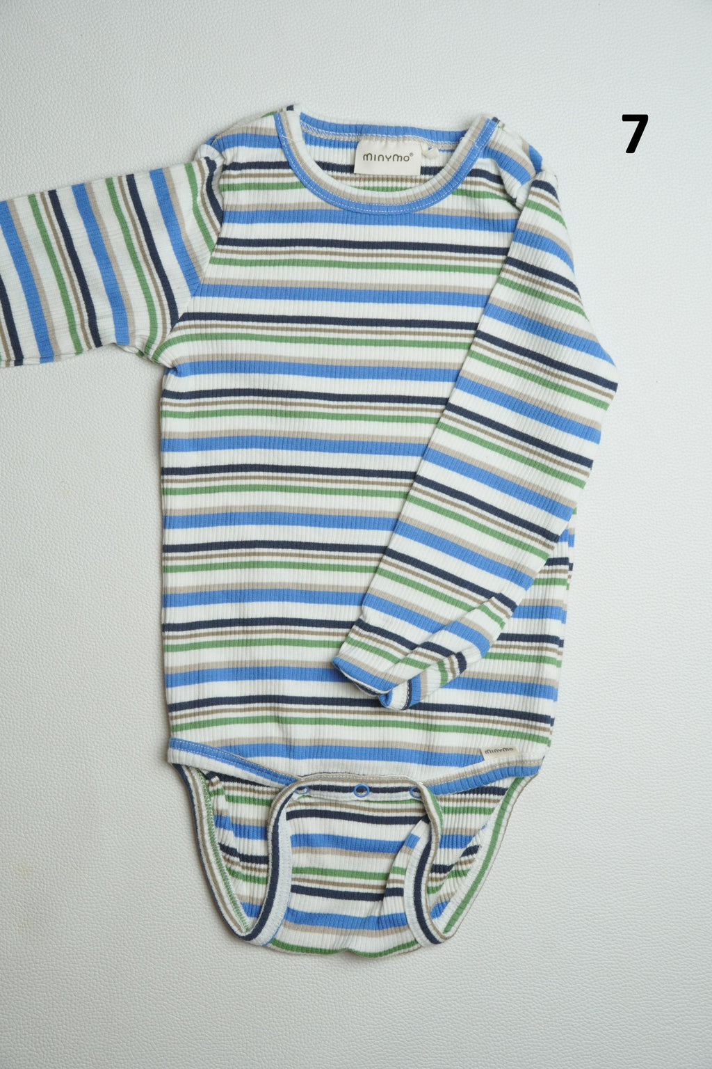 6-9 Months | Full Sleeve Onesie 2